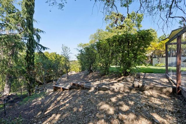 15715 Gum Tree Lane, Los Gatos, CA 95032