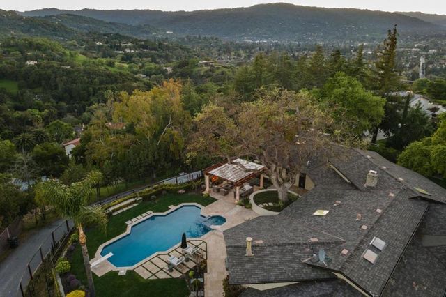 15715 Gum Tree Lane, Los Gatos, CA 95032