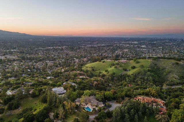 15715 Gum Tree Lane, Los Gatos, CA 95032