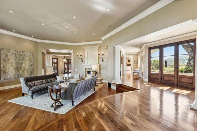 15715 Gum Tree Lane, Los Gatos, CA 95032