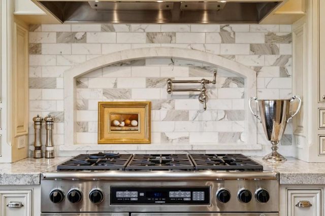 15715 Gum Tree Lane, Los Gatos, CA 95032