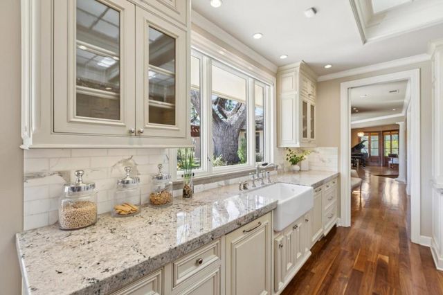 15715 Gum Tree Lane, Los Gatos, CA 95032