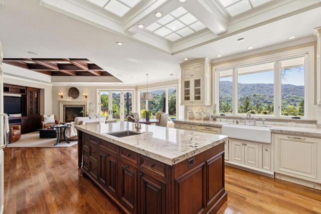 15715 Gum Tree Lane, Los Gatos, CA 95032