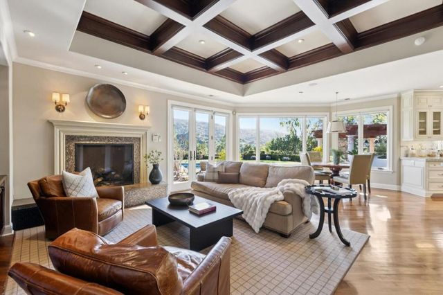 15715 Gum Tree Lane, Los Gatos, CA 95032