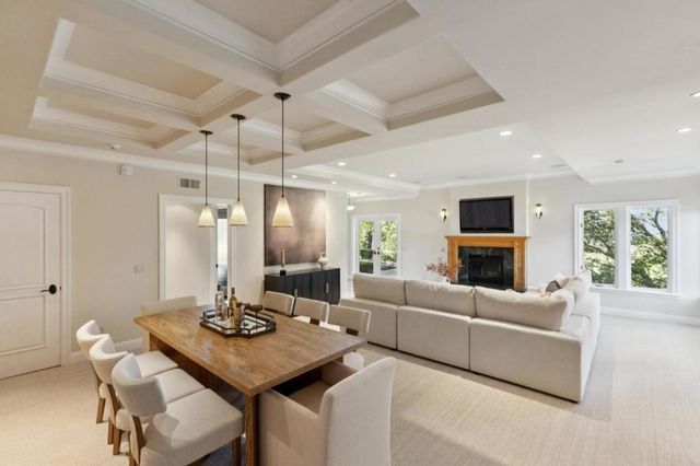 15715 Gum Tree Lane, Los Gatos, CA 95032