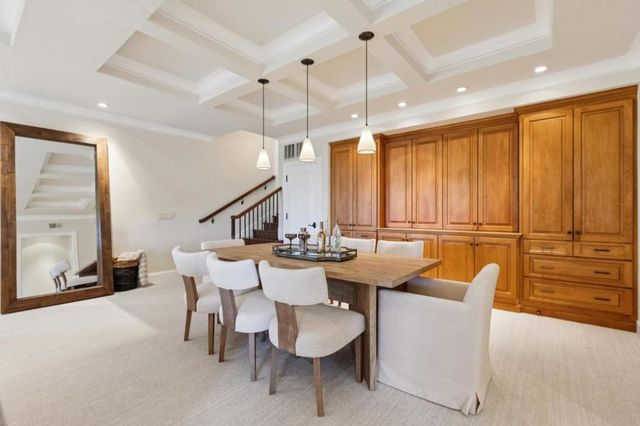 15715 Gum Tree Lane, Los Gatos, CA 95032