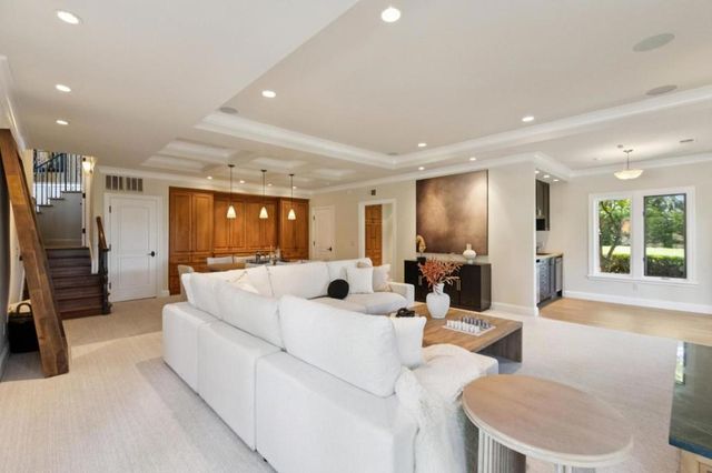 15715 Gum Tree Lane, Los Gatos, CA 95032