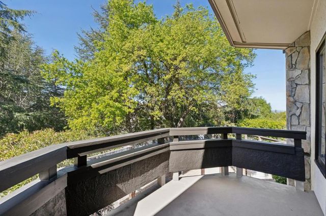 15715 Gum Tree Lane, Los Gatos, CA 95032