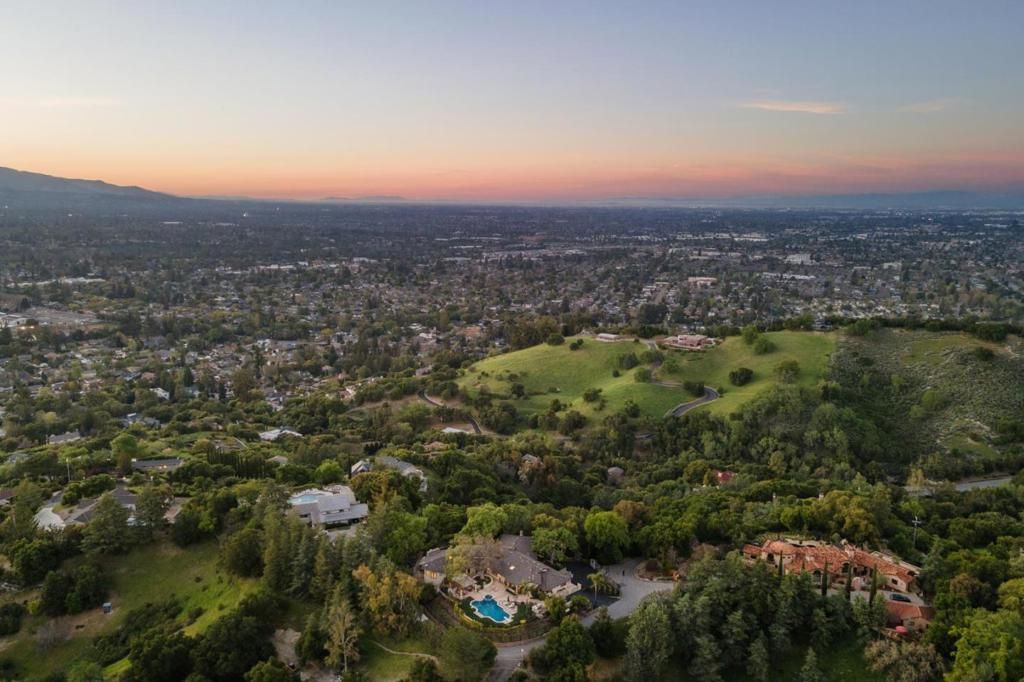 Image 149 of property listing at 15715 Gum Tree Lane, Los Gatos, CA 95032