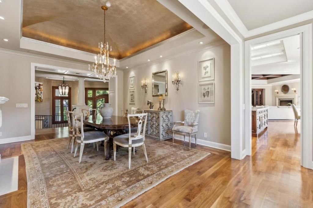 Image 21 of property listing at 15715 Gum Tree Lane, Los Gatos, CA 95032