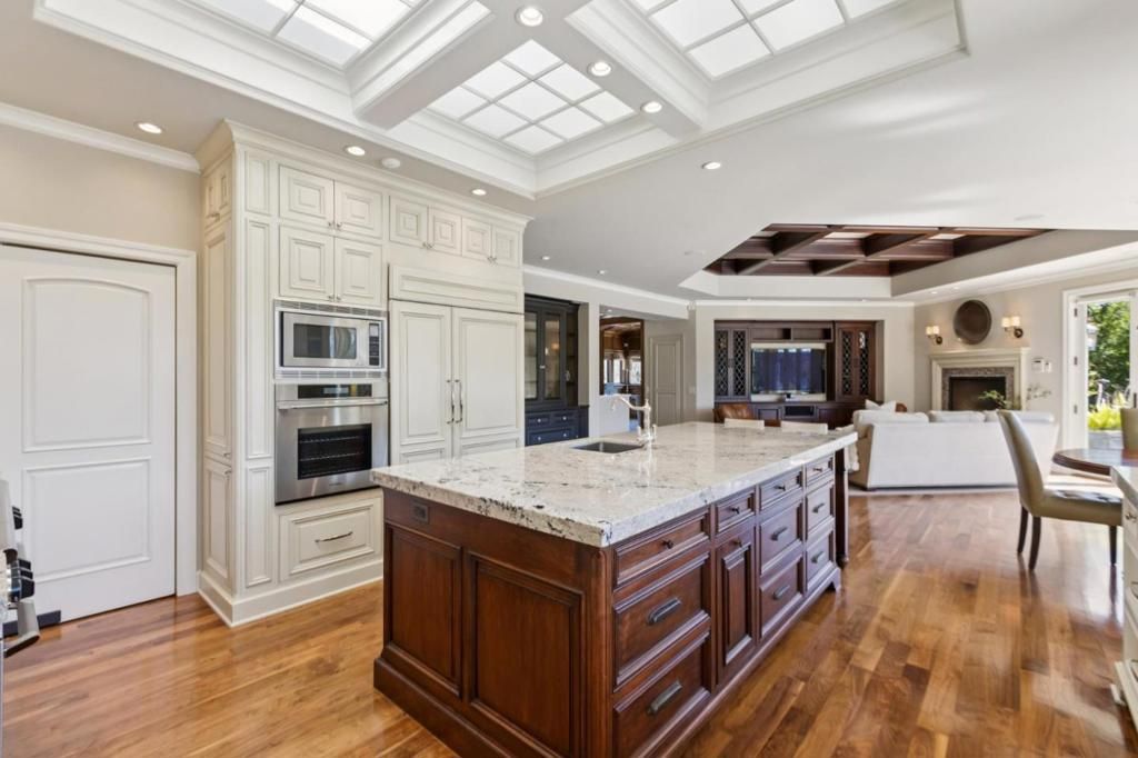 Image 26 of property listing at 15715 Gum Tree Lane, Los Gatos, CA 95032