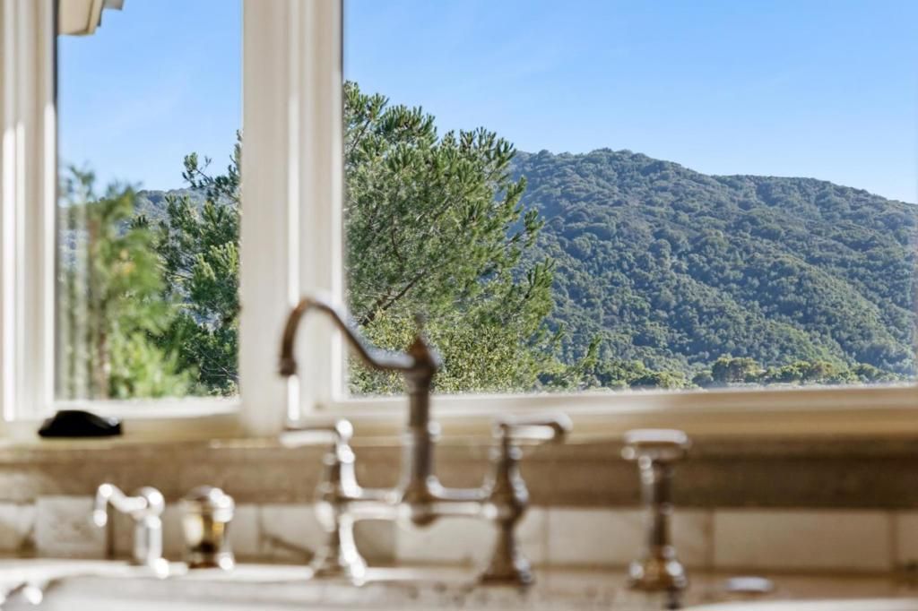 Image 33 of property listing at 15715 Gum Tree Lane, Los Gatos, CA 95032