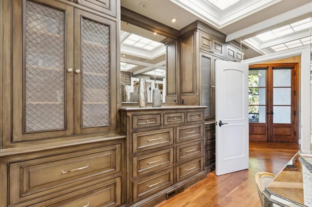 Image 79 of property listing at 15715 Gum Tree Lane, Los Gatos, CA 95032