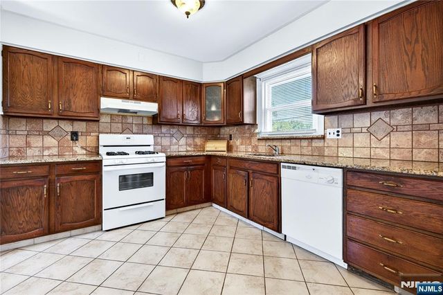 12 Stony Hill Road, Clifton, NJ 07013