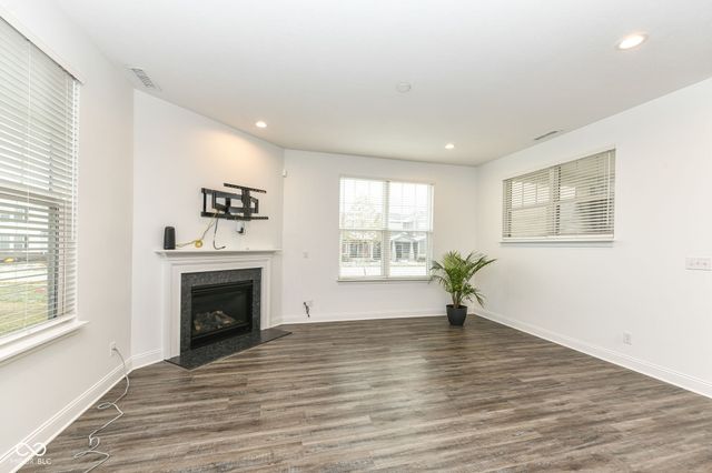 6977 McCain Way, Carmel, IN 46033