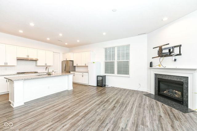 6977 McCain Way, Carmel, IN 46033