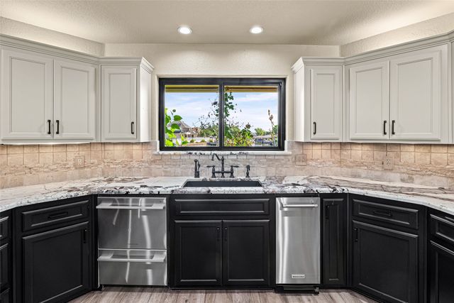 2325 River Road, Granbury, TX 76048