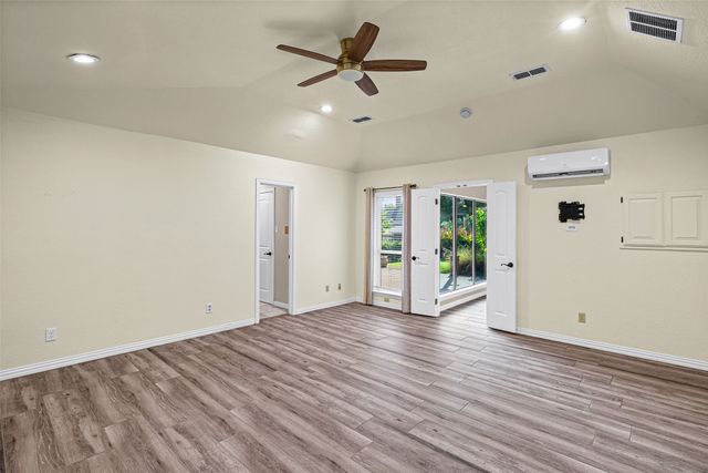 2325 River Road, Granbury, TX 76048