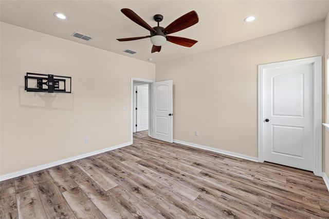 2325 River Road, Granbury, TX 76048