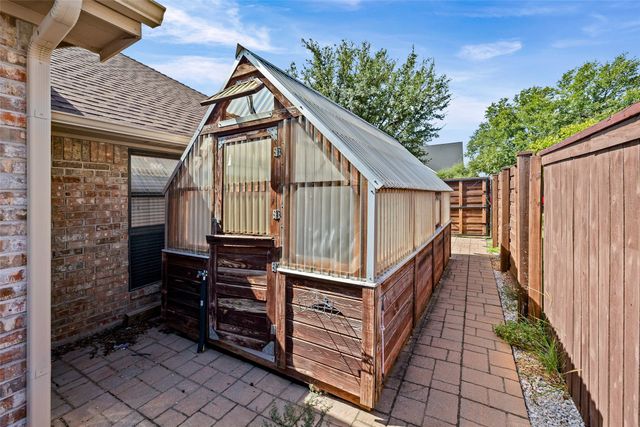 2325 River Road, Granbury, TX 76048