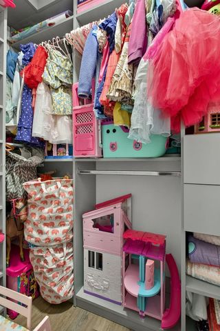 8681 NW 53rd Ct, Coral Springs, FL 33067