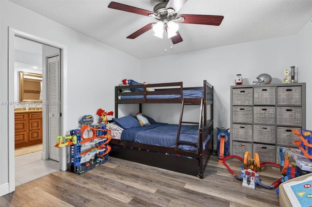 8681 NW 53rd Ct, Coral Springs, FL 33067