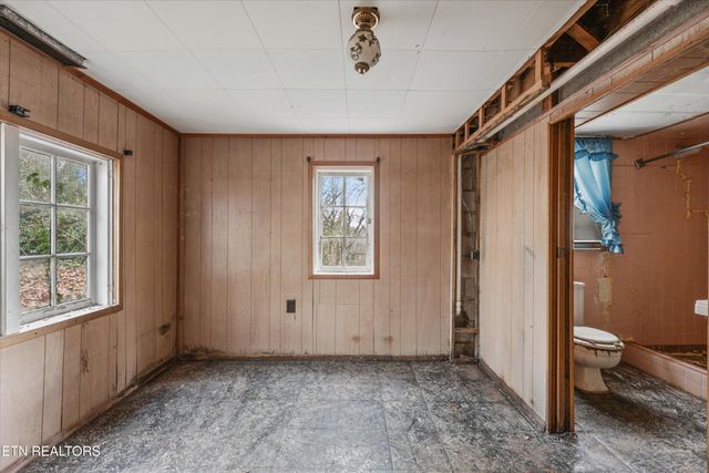 114 Royal Heights Drive, Knoxville, TN 37920