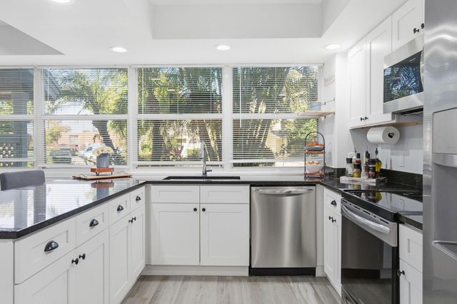 3584 SW Sunset Trace Circle, Palm City, FL 34990