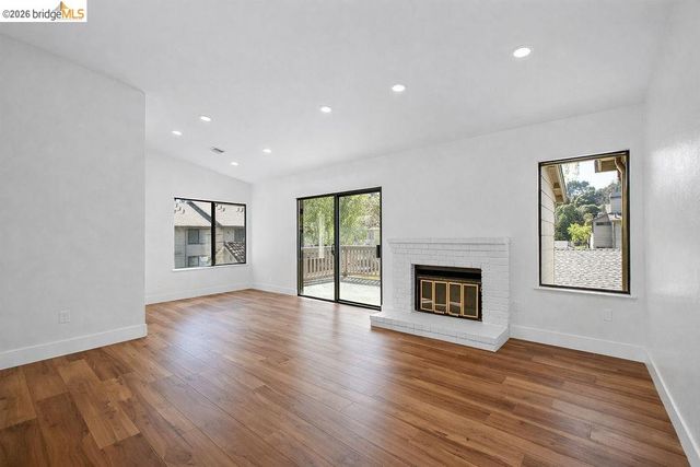 802 Dover, Hercules, CA 94547