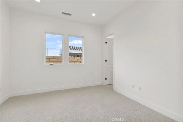 30017 N Avenida Sierra Madre, Valencia, CA 91354