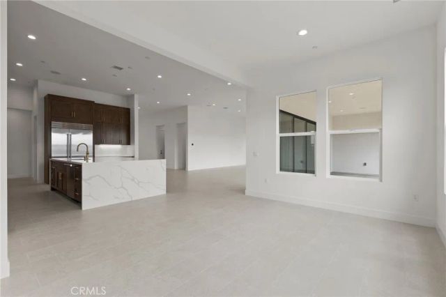 30017 N Avenida Sierra Madre, Valencia, CA 91354