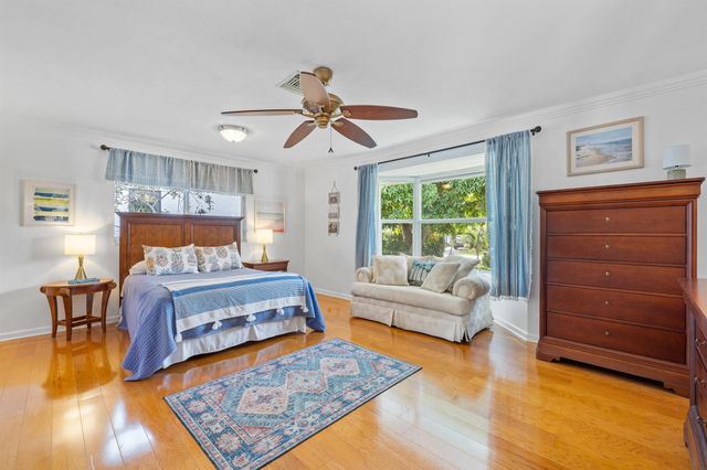 925 Cypress Drive, Delray Beach, FL 33483