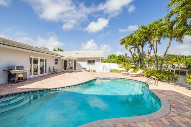 925 Cypress Drive, Delray Beach, FL 33483
