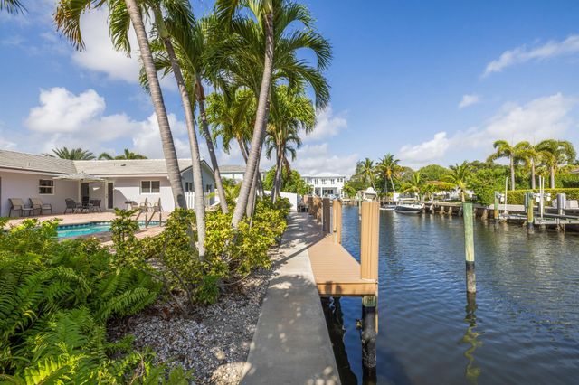 925 Cypress Drive, Delray Beach, FL 33483