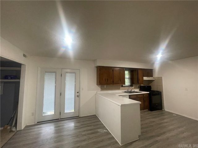 900 Olive Street, Clarksville, AR 72830