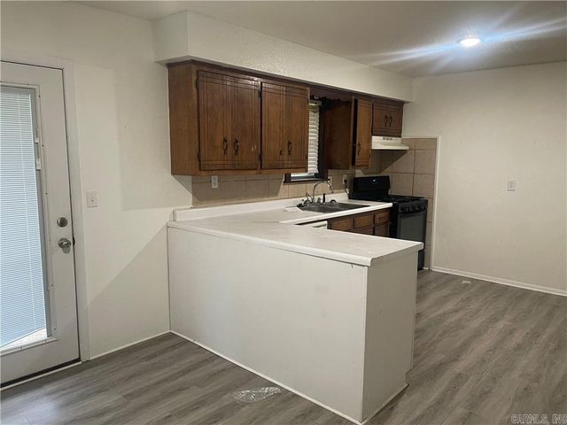 900 Olive Street, Clarksville, AR 72830