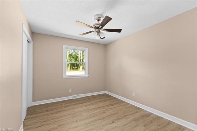 4300 Lisa Drive, Winston-salem, NC 27103