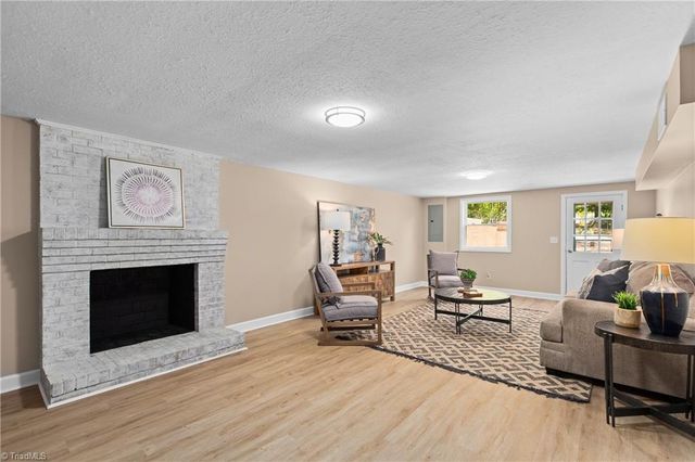 4300 Lisa Drive, Winston-salem, NC 27103