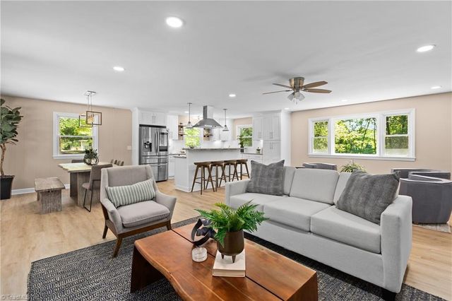 4300 Lisa Drive, Winston-salem, NC 27103