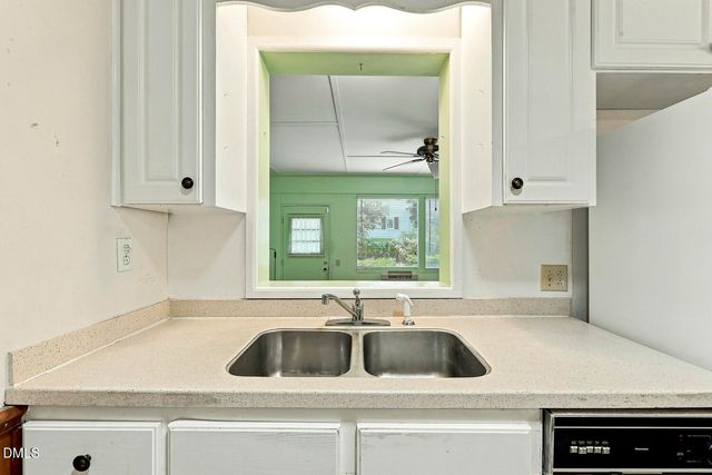 2020 Ramsgate Street, Raleigh, NC 27603