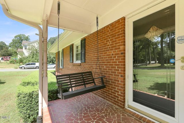 2020 Ramsgate Street, Raleigh, NC 27603