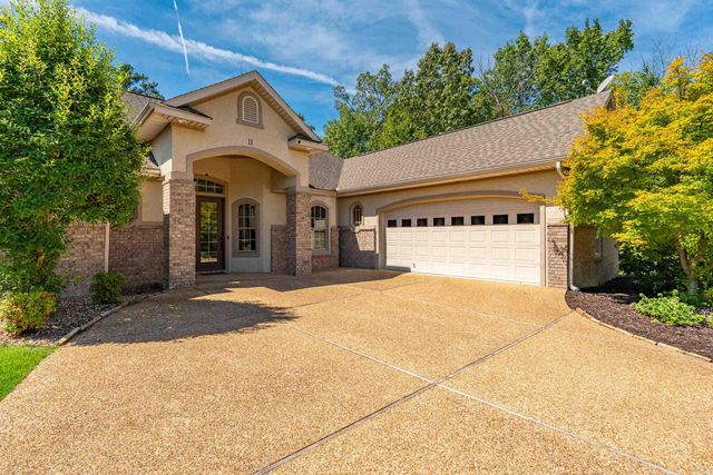 11 Risco Way, Hot Springs Village, AR 71909