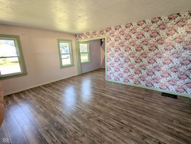 304 E 14th Street, Seymour, IN 47274