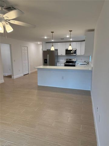 2378 Highland AVE, Fort Myers, FL 33916