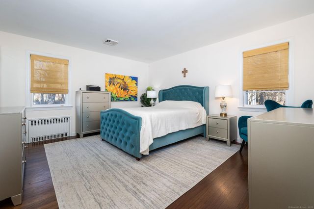 2 Columbine Lane, Norwalk, CT 06851