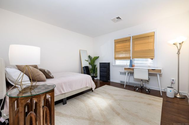 2 Columbine Lane, Norwalk, CT 06851