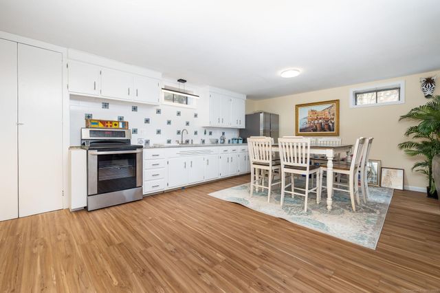 2 Columbine Lane, Norwalk, CT 06851