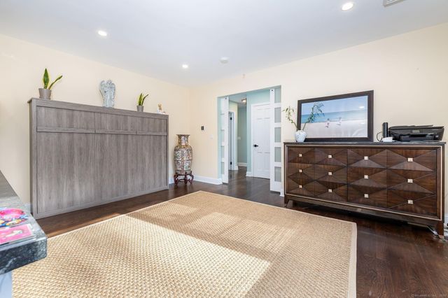 2 Columbine Lane, Norwalk, CT 06851