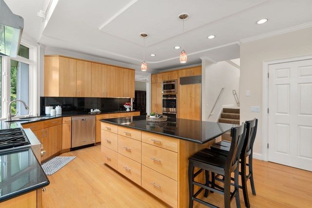 74 Cudworth Lane, Sudbury, MA 01776