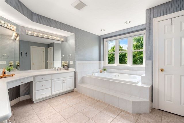 74 Cudworth Lane, Sudbury, MA 01776